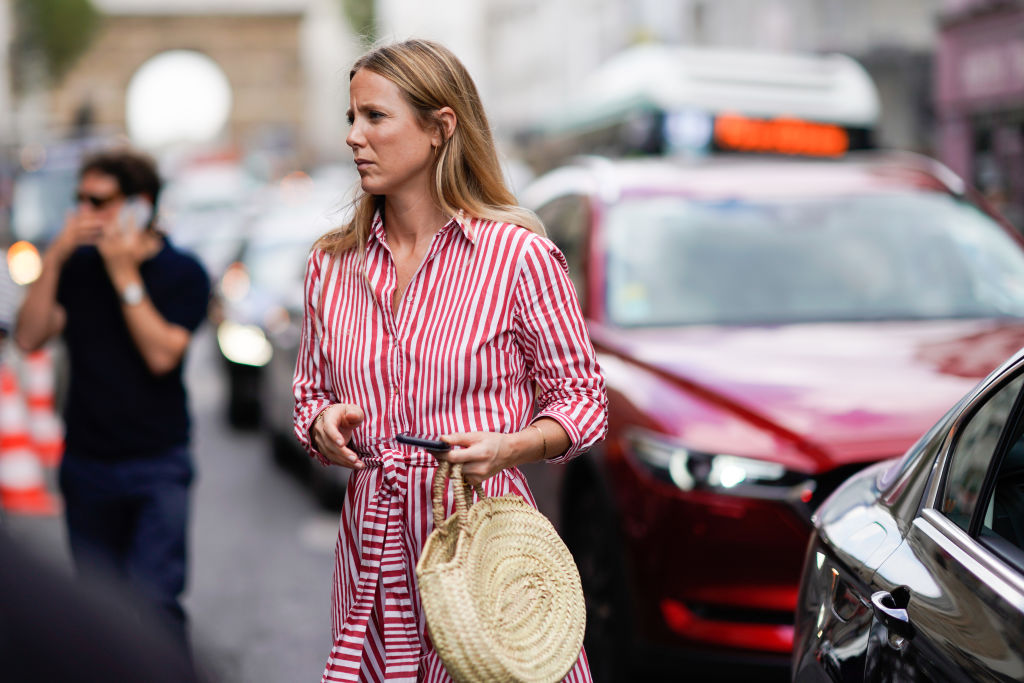 How to wear a basket bag? Examples of Flawless Styling